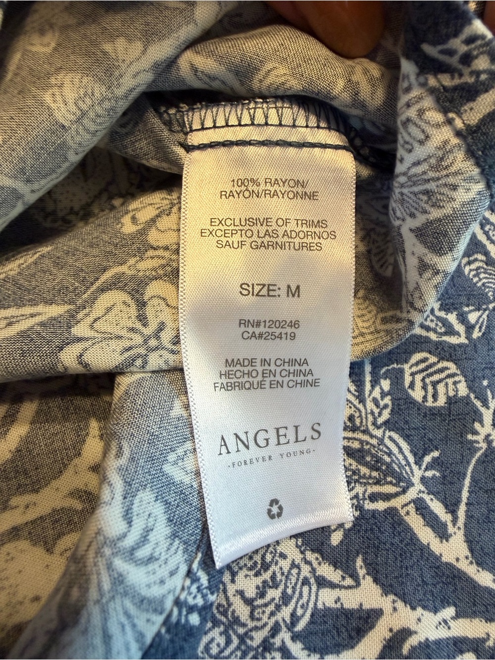 NWT Angels Blue Floral Sleeveless Tie-Neck Top Size M - Picture 8 of 8